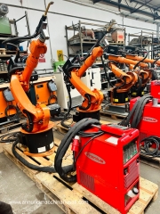 Isole robot saldatura,asservimento, pallettizzazione,movimentazione