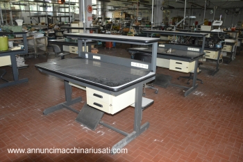 Laboratory tables