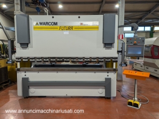 PRESSO PIEGATRICE WARCOM FUTURA 100 TON REVISIONATA