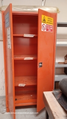 ARMADI PER STOCCAGGIO DI PRODOTTI INFIAMMABILI E COMBURENTI
