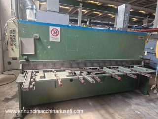Cesoia Oleodinamica Omag 3000 X 8