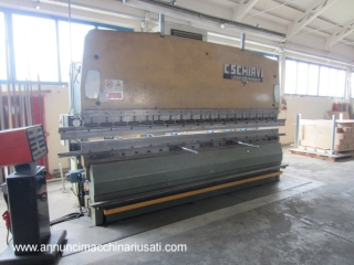 Pressa piegatrice Schiavi RG204