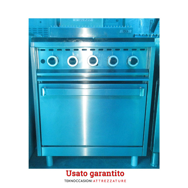 Cucina 4 fuochi con Forno MBM a gas