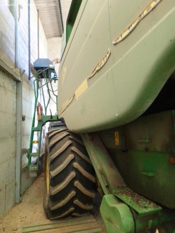 JOHNDEERE 9680WTS combine harvester