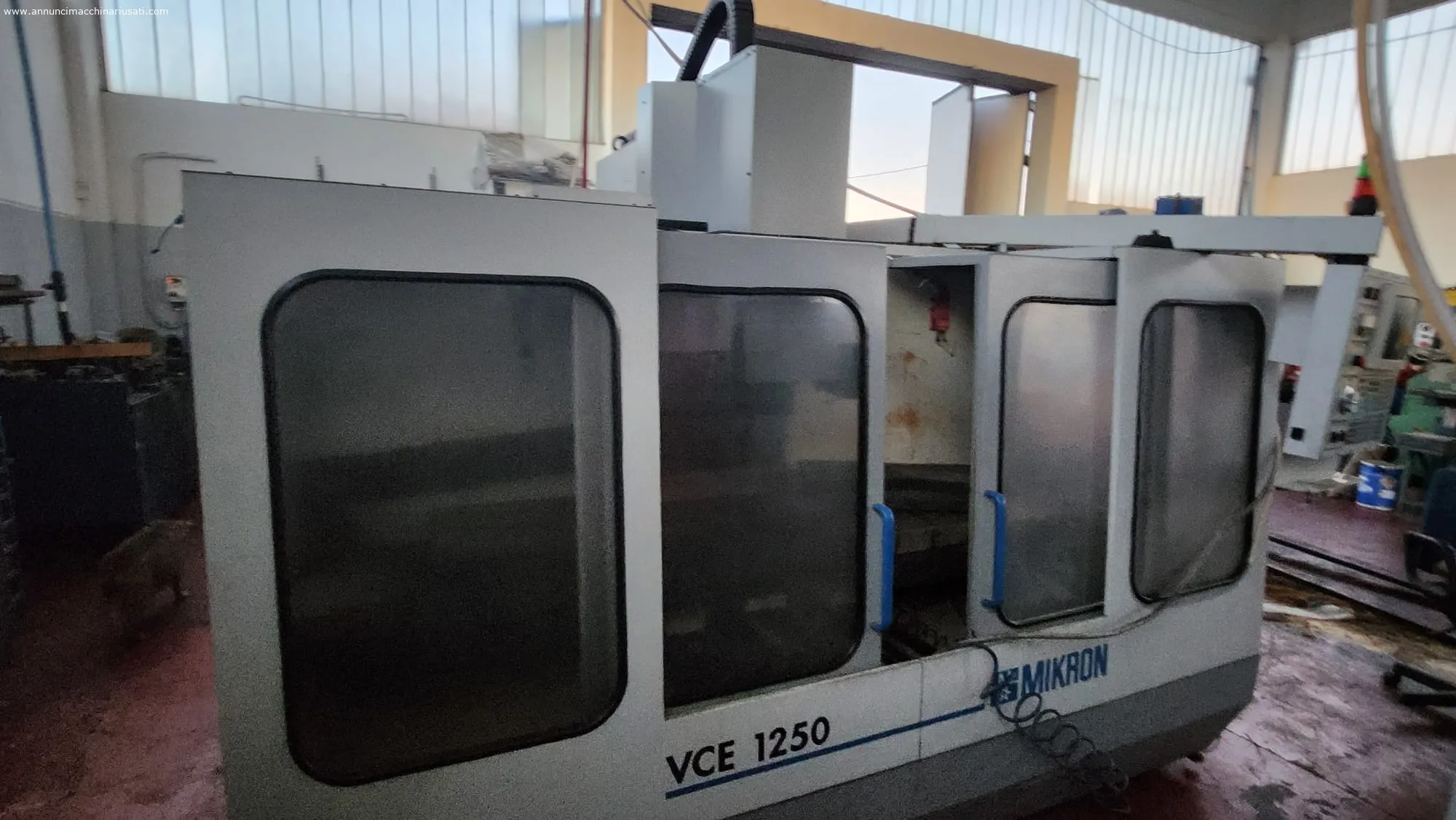 مركز الطحن العمودي Haas mod MIKRON VCE 1250