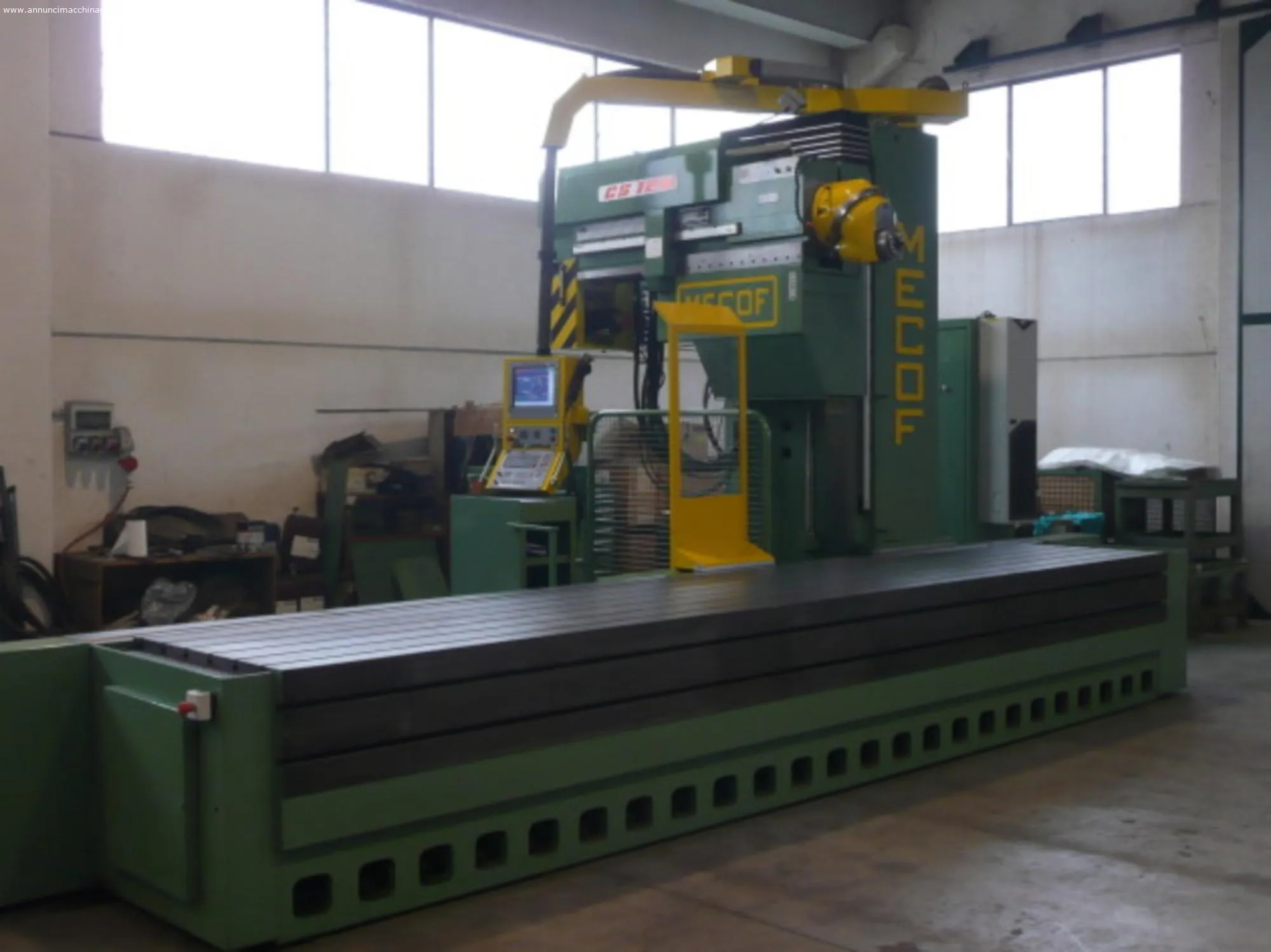 USED ​​MOVING COLUMN MILLING MACHINE MECOF CS 124