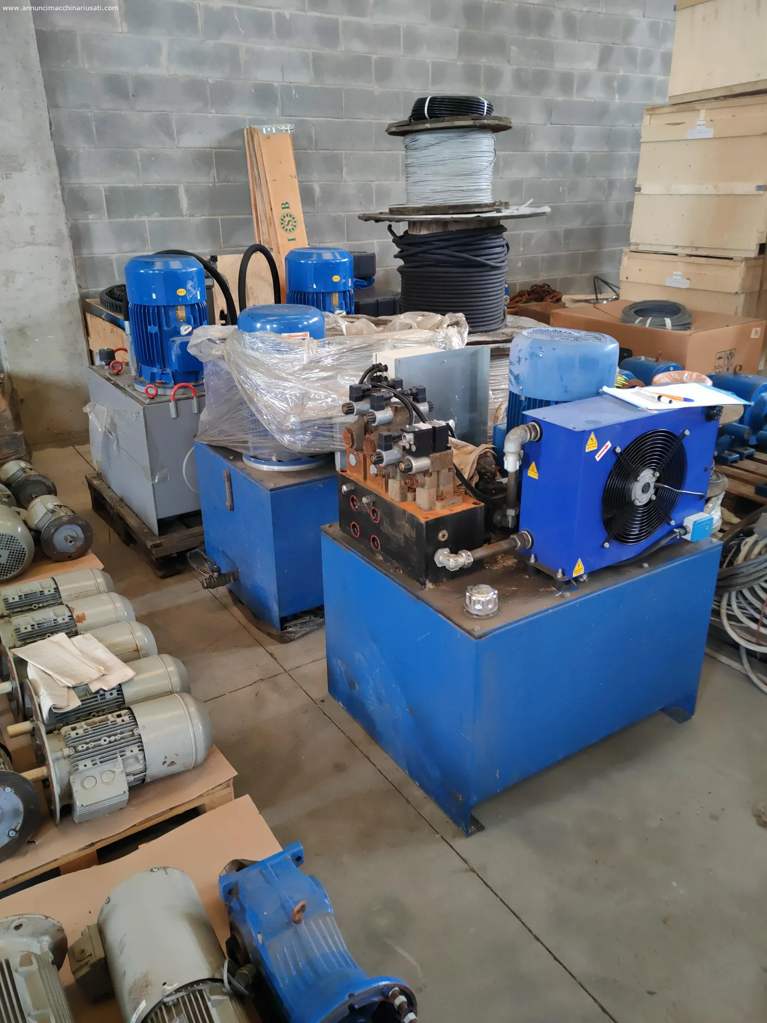 STOCK OF HYDRAULIC POWER UNITS