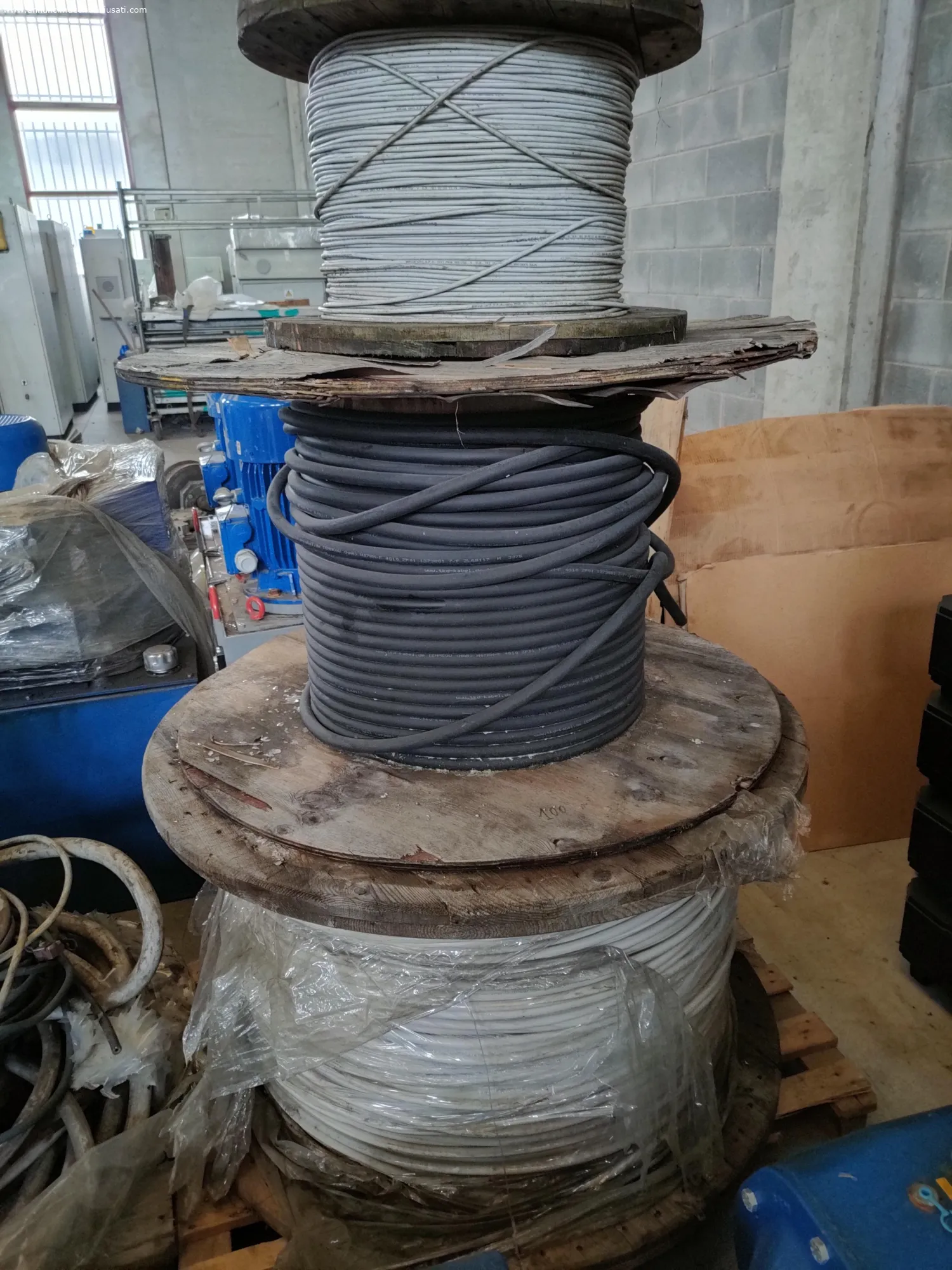 STOCK ELECTRICAL CABLES